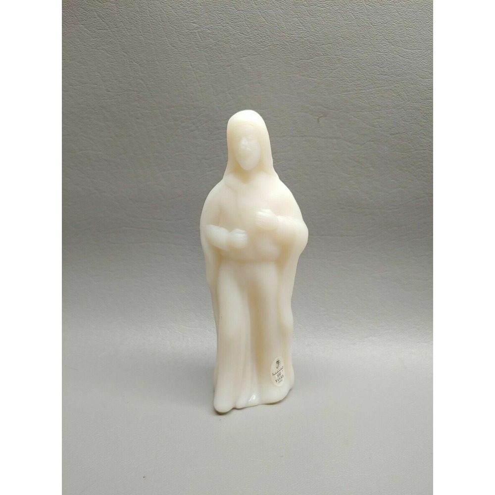 Fenton‎ Art Glass nativity figurine